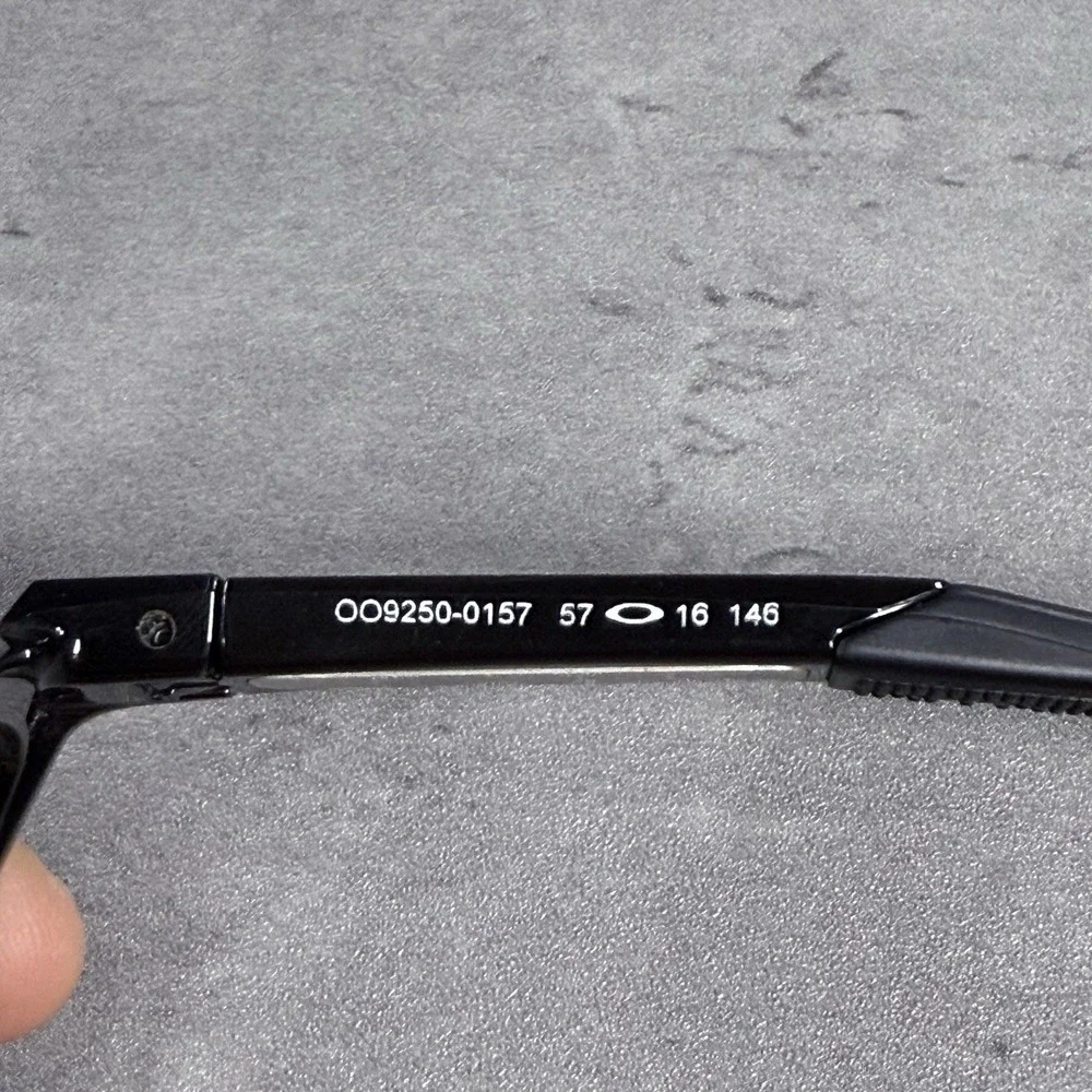 Oakley some cosmetic